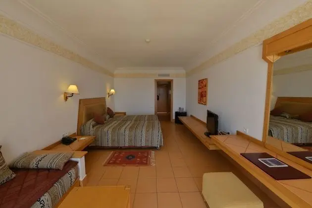 Luxury İki Ayrı Yataklı Oda, Havuz Manzaralı