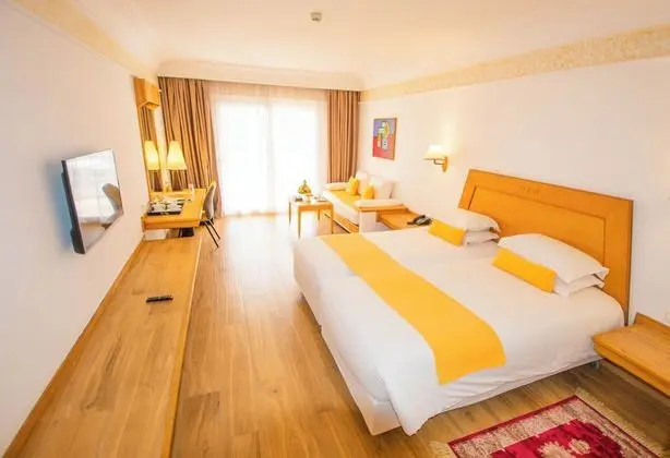 Luxury İki Ayrı Yataklı Oda, Havuz Manzaralı