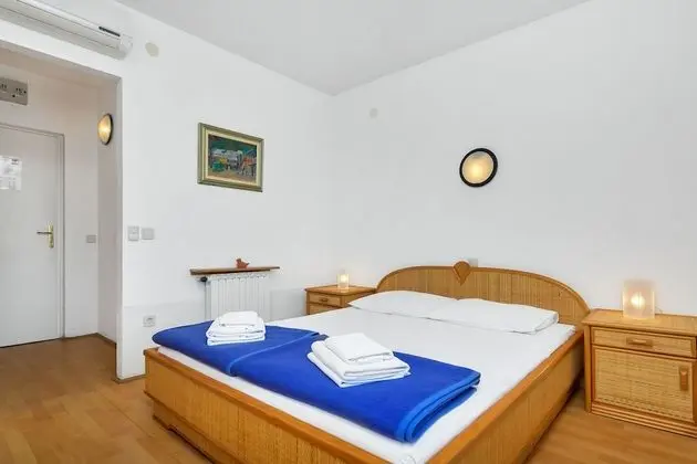 Tek Büyük Yataklı Oda, Balkon, Deniz Manzaralı