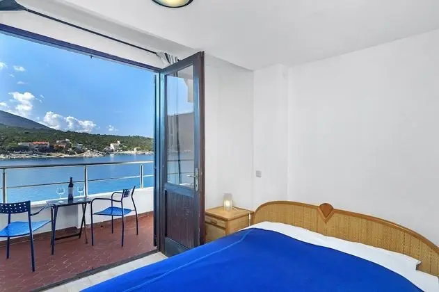 Tek Büyük Yataklı Oda, Balkon, Deniz Manzaralı