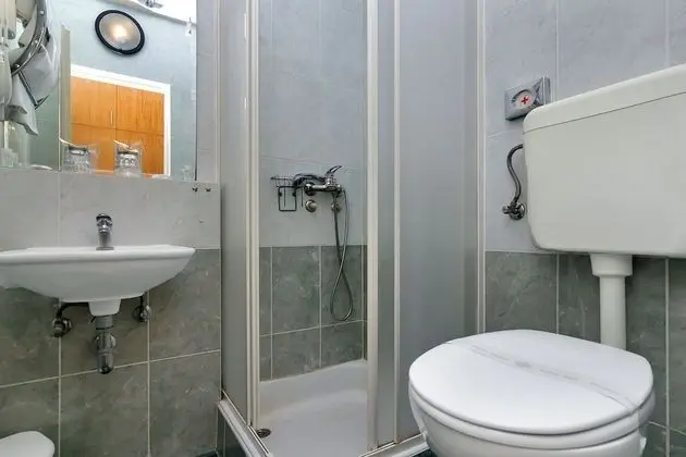 Tek Büyük Yataklı Oda, Balkon, Deniz Manzaralı