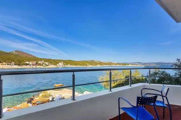 Tek Büyük Yataklı Oda, Balkon, Deniz Manzaralı