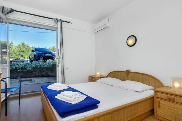 Tek Büyük Yataklı Oda, Balkon, Park Manzaralı