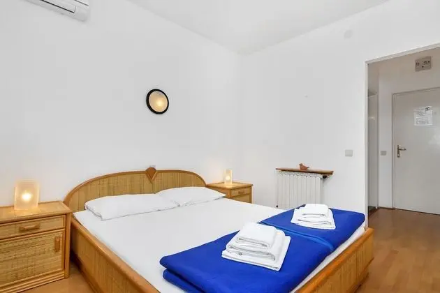 Tek Büyük Yataklı Oda, Balkon, Park Manzaralı