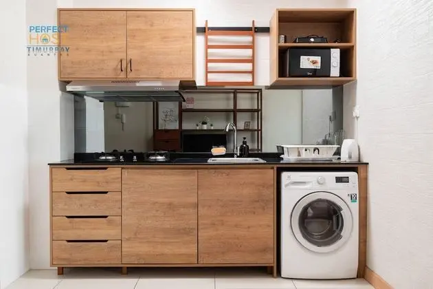 Deluxe Stüdyo, Plaj Kenarı