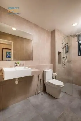 Deluxe Stüdyo, Plaj Kenarı