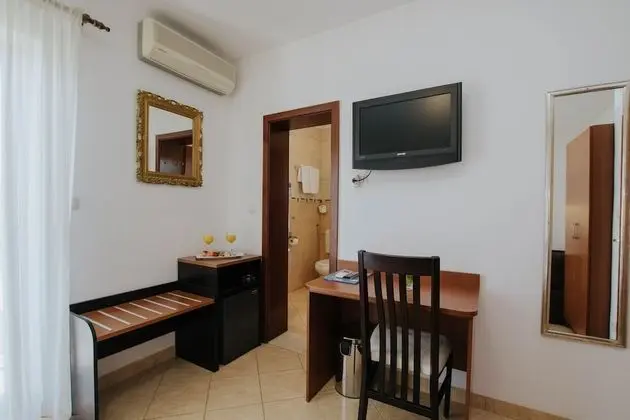 Üç Kişilik Oda, Balkon, Deniz Manzaralı