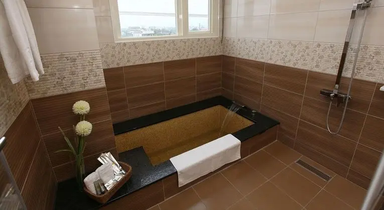 Panoramic Tek Büyük Yataklı Oda