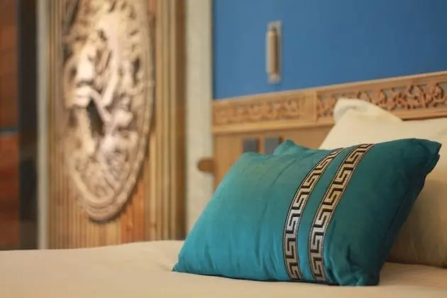 Luxury Tek Büyük Yataklı Oda