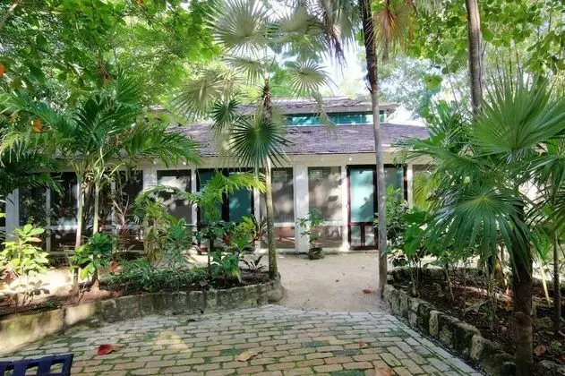 Grand Villa, Bahçeli (Great House)
