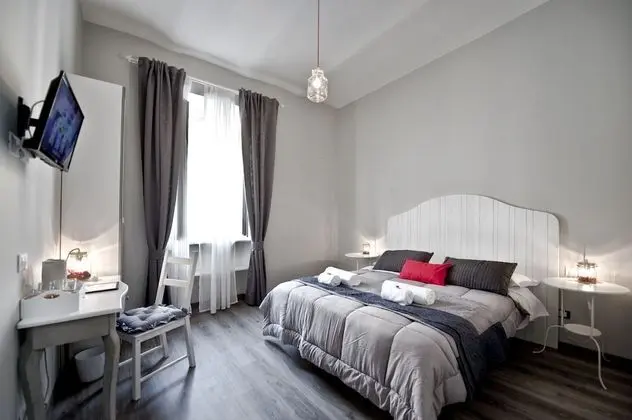 Deluxe Tek Büyük Yataklı Oda (Bell 3)