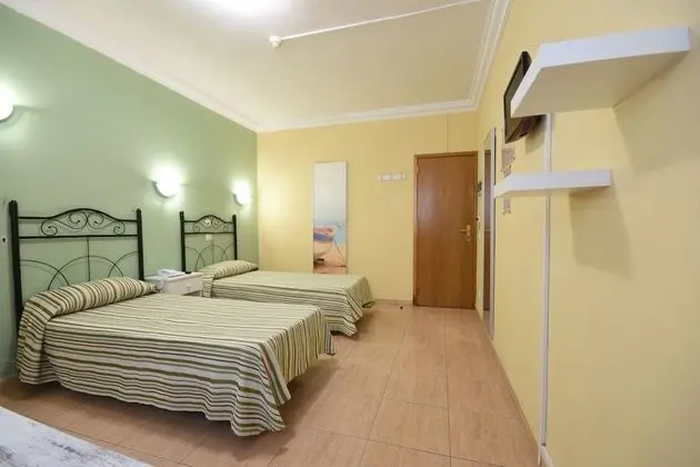 Stüdyo (Interior)