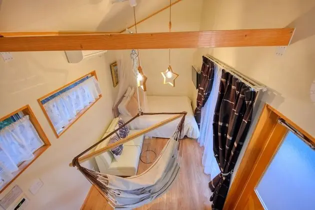 Romantic Kulübe, Birden Çok Yatak, Sigara İçilmez