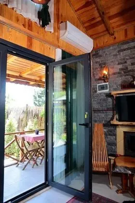 Bungalov Akasya, Bahçe Manzaralı, Bahçe Katı