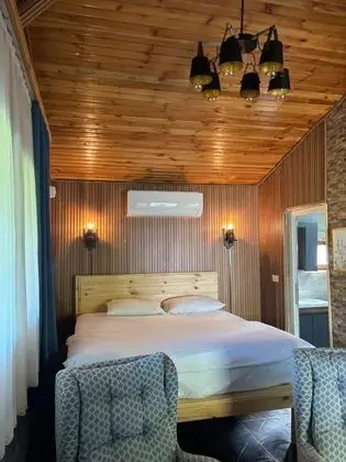 Papatya Oda, Bahçe Manzaralı, Giriş Katı