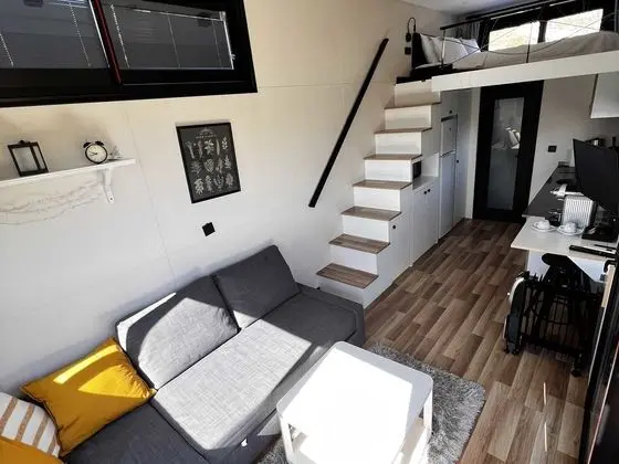 Asma Katlı Tiny House, Bahçe Manzaralı