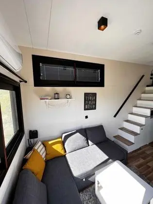 Asma Katlı Tiny House, Bahçe Manzaralı