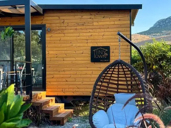 Senior Tiny House, Bahçe Manzaralı, Özel Bahçeli