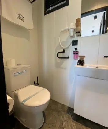 Senior Tiny House, Bahçe Manzaralı, Özel Bahçeli