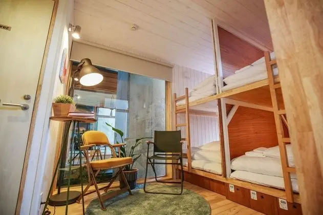 Ev (Tiny, Private Room)