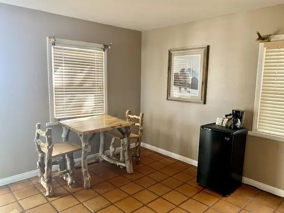 Kit Carson Room