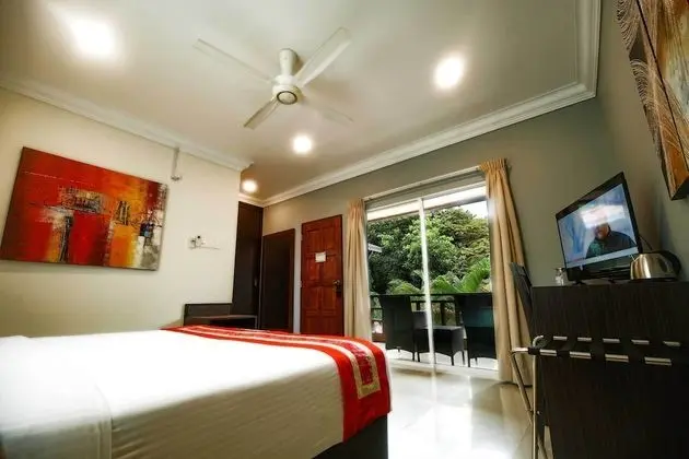 Deluxe Tek Büyük veya İki Ayrı Yataklı Oda (with A/C)