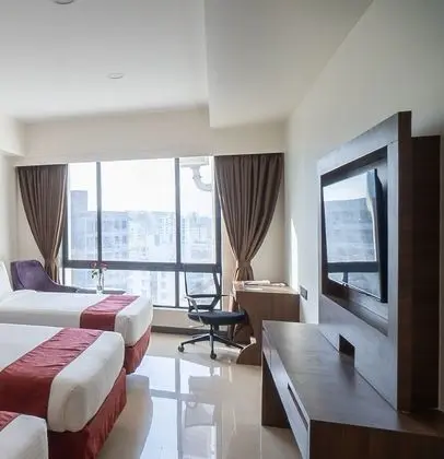 Triple Deluxe Room