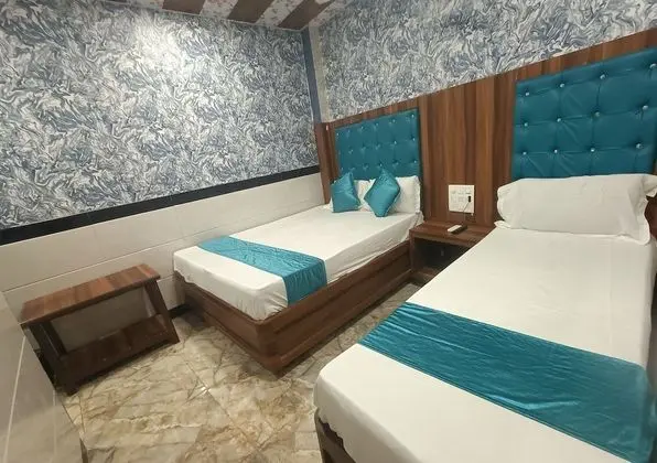 Deluxe Üç Kişilik Oda