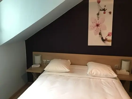 Tek Büyük Yataklı Oda