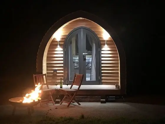 Comfort Kulübe, Ortak Banyo, Bahçe Manzaralı (Pod1 - Merlin)