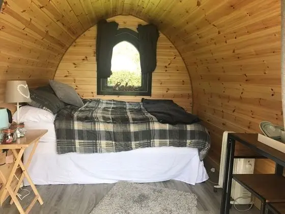 Comfort Kulübe, Ortak Banyo, Bahçe Manzaralı (Pod1 - Merlin)