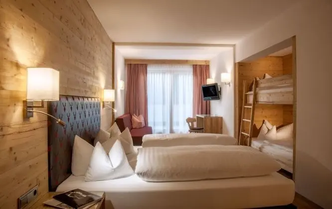 Family Oda (Premium)