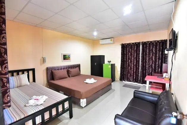Deluxe Triple Room
