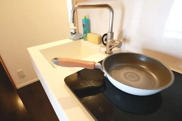 Ortak Ranzalı Oda, Sadece kadınlar için (1 Single Bed)