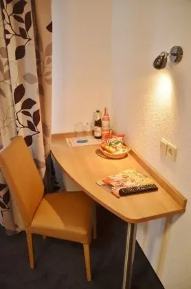 Tek Kişilik Oda, 1 Yatak Odası