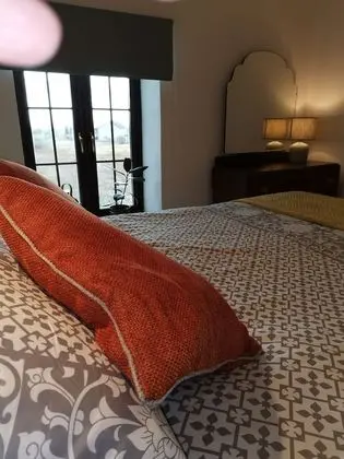 Family Tek Büyük veya İki Ayrı Yataklı Oda