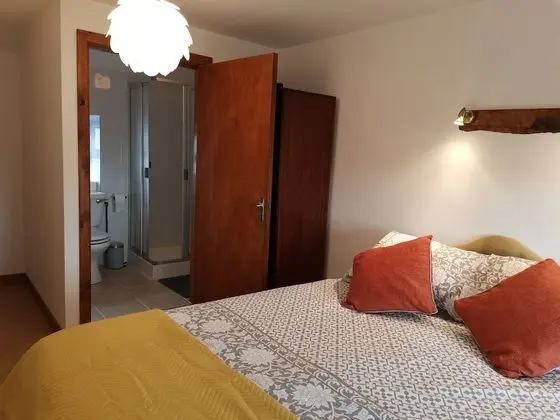 Family Tek Büyük veya İki Ayrı Yataklı Oda