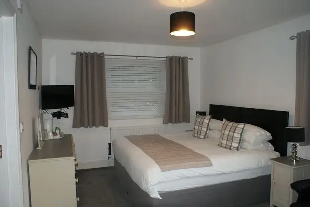 Super King En Suite, Ground Floor