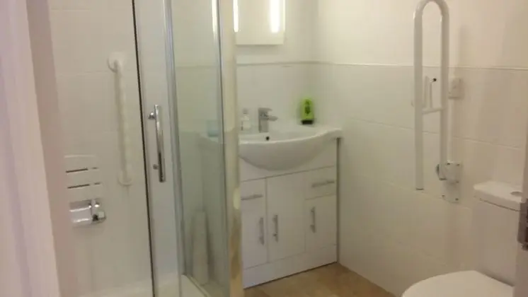 Super King En Suite, Ground Floor