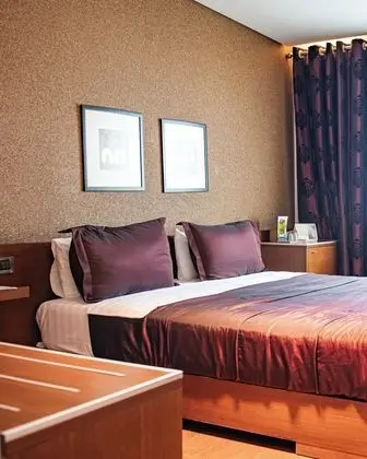Deluxe Tek Büyük Yataklı Oda