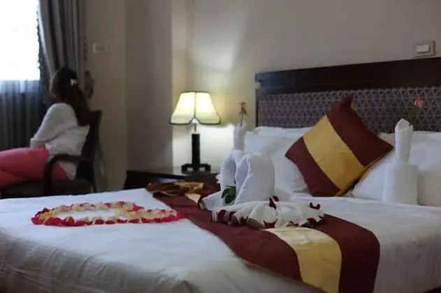 Deluxe Tek Büyük veya İki Ayrı Yataklı Oda, Şehir Manzaralı