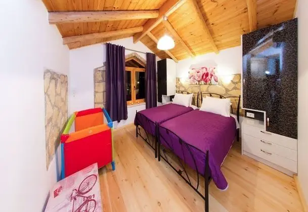 Family Villa, Birden Çok Yatak, 2 Banyolu, Bahçeli (Villa Tireda Pool and Whirlpool)