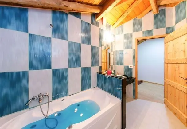 Family Villa, Birden Çok Yatak, 2 Banyolu, Bahçeli (Villa Tireda Pool and Whirlpool)