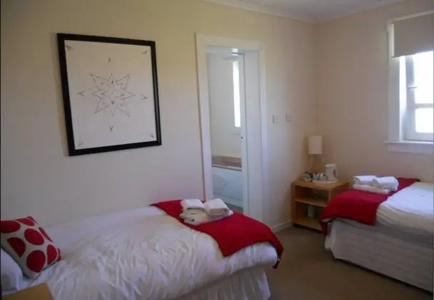 İki Ayrı Yataklı Oda, Özel Banyo