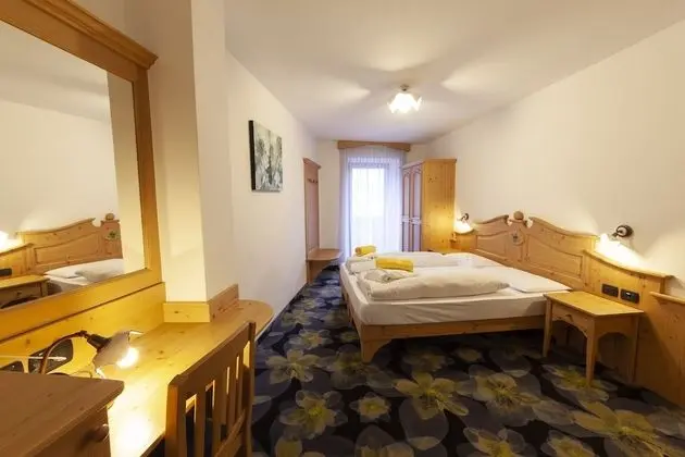 Tek Büyük Yataklı Oda, 1 Büyük (Queen) Boy Yatak