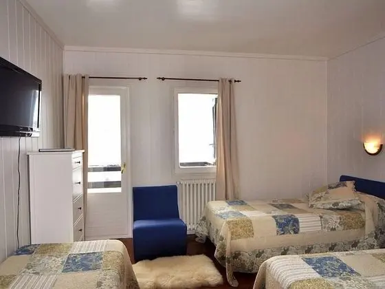 Üç Kişilik Oda