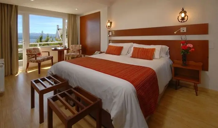 Tek Büyük Yataklı Oda, Göl Manzaralı