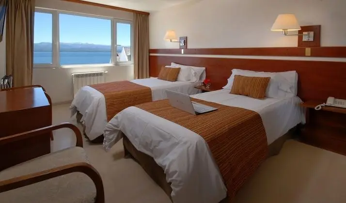 Tek Büyük Yataklı Oda, Göl Manzaralı