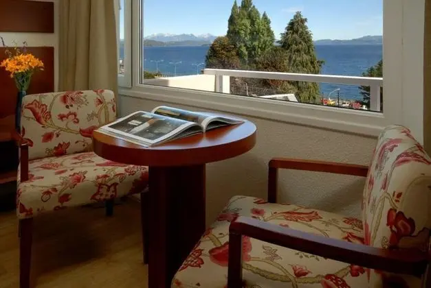 Tek Büyük Yataklı Oda, Göl Manzaralı