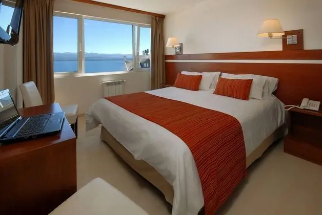 Tek Büyük Yataklı Oda, Göl Manzaralı